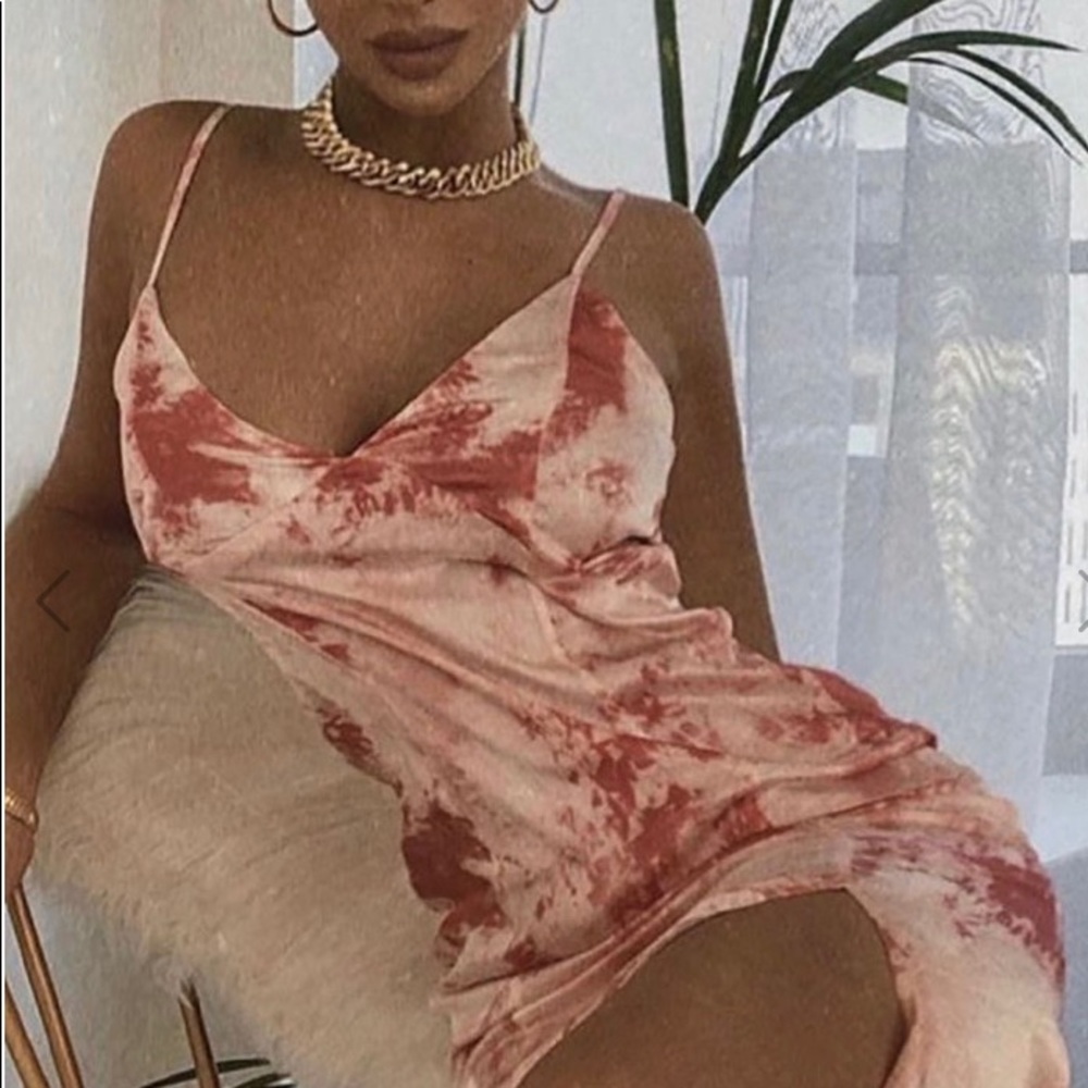 FASHIONNOVA VINTAGE DRESS - Picture 4 of 6